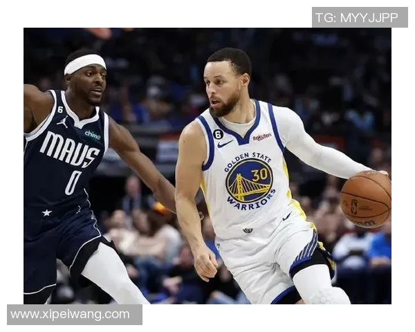 勇士与76人精彩对决央视直播全程回顾与赛后分析